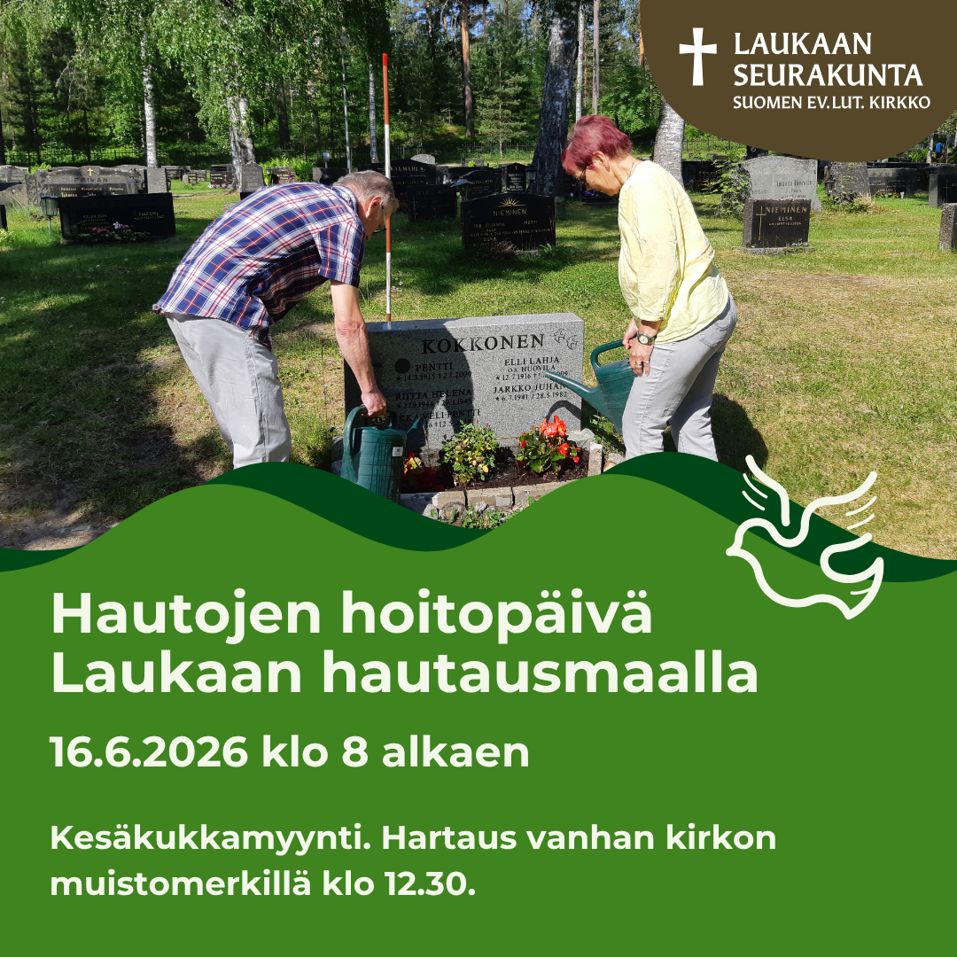 Mies ja nainen kastelevat haudalle istutettuja kukkia.